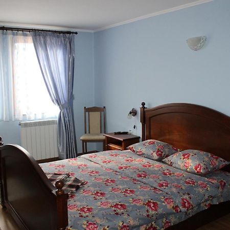 Guest House Maria Koprivštica Exteriér fotografie