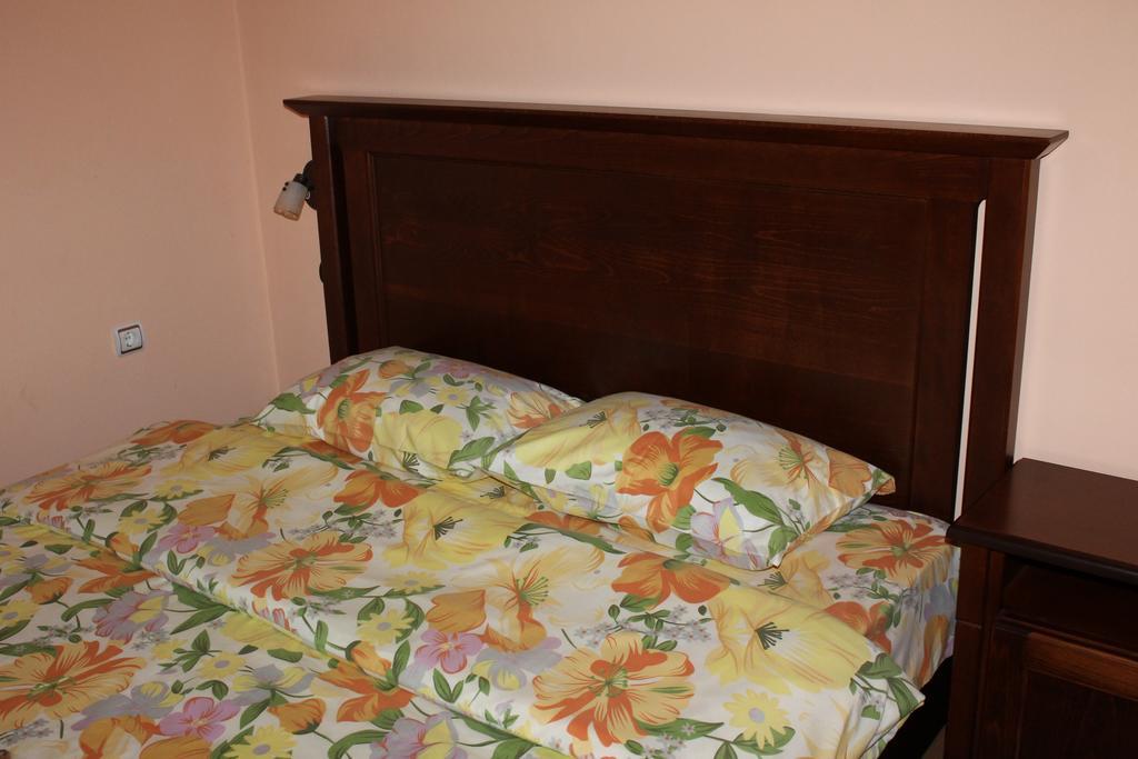 Guest House Maria Koprivštica Exteriér fotografie